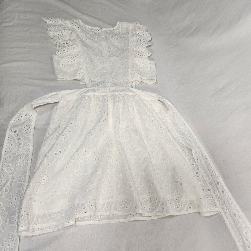 THE IMPECCABLE PIG Cut it Out Romantic White Eyelet Mini Dress Size L LIKE NEW! - Picture 4 of 16